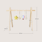 Arcada de activitati Montessori, Lionelo, Anis, Din lemn de pin, Jucarii plus, 4 jucarii suspendate, Stimuleaza simturile, Pliere rapida, 0+ luni, Multicolor