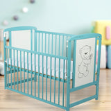 Patut din lemn bebe, 120x60 cm, Cu laterala culisanta, Din lemn de pin si mdf, Stabil si rezistent, Inaltime saltea reglabila pe 3 nivele, Laterala cu 3 bete detasabile, EN716-1, EN716-2, Mint, Babyneeds, Timmi