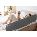 Bariera de protectie pentru pat, Lionelo, Lora XL, Pliabila, Sistem de blocare StandSafe, Geanta de transport inclusa, 150x46 cm, Conform cu BS 7972:2001+A1:2009, Gri