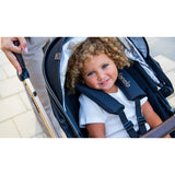 Carucior 3 in 1, Lionelo, Amber, Cadru aluminiu, Cu landou intarit si salteluta moale, Cu scoica auto testata ADAC, Reversibil, Cu accesorii, Geanta parinti, Pana la 22 kg, Negru silver