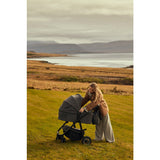 Carucior 3 in 1, Lionelo, Amber Plus, Cadru aluminiu, Cu landou intarit si salteluta moale, Cu scoica auto testata ADAC, Reversibil, Maner ajustabil, Cu accesorii, Cu ventilatie panoramica 3D, Pana la 22 kg, EN1888-1, EN1888-2, EN1466, ECE R129, Verde