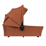 Carucior 3 in 1, Lionelo, Mika Plus, Cadru din aluminiu, Cu landou intarit si salteluta moale, Cu scoica auto testata ADAC, Reversibil, Cu sistem de ventilatie 3D, Cu accesorii, Pana la 22 kg, EN1888-1 EN1888-2 EN1466 ECE R129, Maro