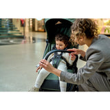 Carucior sport, Lionelo, Bess, Sustine 22 kg, 6 luni+, Capotina impermeabila si protectie SPF 50+, Include suport sticla, Pliere cu o singura mana, Maner pentru transport, Verde