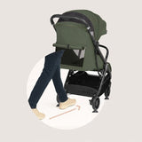 Carucior sport, Lionelo, Bess, Greutate redusa - 7.5 kg, Sustine 22 kg, 6 luni+, Capotina impermeabila, Protectie SPF 50+, Include suport sticla, Pliere cu o singura mana, Compact, Maner pentru transport, Conform cu EN1888-1 si EN1888-2, Verde