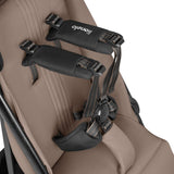 Carucior sport, Lionelo, Bess, Greutate redusa - 7.5 kg, Sustine 22 kg, 6 luni+, Capotina impermeabila, Protectie SPF 50+, Include suport sticla, Pliere cu o singura mana, Compact, Maner pentru transport, Conform cu EN1888-1 si EN1888-2, Bej