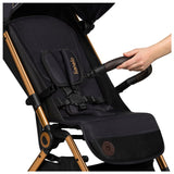 Carucior sport, Lionelo, Cloe, Golden Moments, Editie limitata, Cu accesorii, Cadru din aluminiu, Pana la 22 kg, Usor, Pliere compacta pentru avion, cu o singura mana, Ideal pentru toate tipurile de suprafete, 6 luni+, Negru