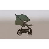 Carucior sport, Lionelo, Iva, Sustine 22 kg, 6 luni+, Capotina mare, Impermeabila, Protectie SPF 50+, 3 pozitii inclinare spatar, 8 pozitii inclinare suport picioare, 5 pozitii reglare maner, Include plasa de tantari si suport pt biberon, Verde