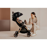 Carucior sport, Lionelo, Julie One, Editie limitata Golden Moments, De la nastere, Greutate redusa, Cu accesorii, Cadru din aluminiu, 0-22 kg, Pliere compacta pentru avion, Conform cu standardele europene de securitate EN1888-1 si EN1888-2, Negru