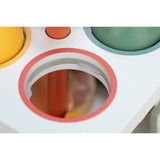 Centru de activitati, Free2Play, Cu figurine, Cu ciocanel, Din lemn, Conform cu standardul european de securitate EN71/123, 15 x 15 x 12 cm, 12 luni+, Multicolor