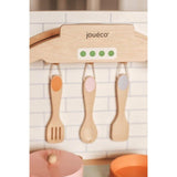 Bucatarie copii, Joueco, Din lemn certificat FSC, Cu accesorii, Reglabila pe inaltime, 86x56 cm, 3 ani+, Multicolor