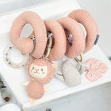 Jucarie interactiva, New Baby, Spirala, Lama, Pentru atasare la patut sau carucior, Dezvolta abilitatile motorii, Include si jucarie pentru dentitie, Fara BPA, 0 luni+, Multicolor