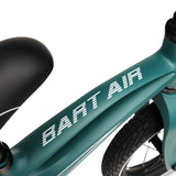 Bicicleta fara pedale, Lionelo, Bart Air, Usoara, Cu roti gonflabile, Cu cadru din magneziu, Cu ghidon si sa reglabile, Greutate 3.8 Kg, 12 inch, Conform cu standardul european de securitate EN71, Green Forest