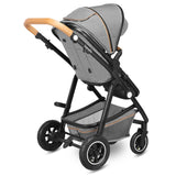 Carucior 3 in 1 Lionelo Amber, Cadru din aluminiu, Landou confortabil, Scaun auto testat ADAC, Accesorii incluse, Geanta parinti, pana la 22 kg, Certificat EN1888, Gri Deschis