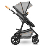 Carucior 3 in 1 Lionelo Amber, Cadru din aluminiu, Landou confortabil, Scaun auto testat ADAC, Accesorii incluse, Geanta parinti, pana la 22 kg, Certificat EN1888, Gri Deschis