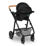 Carucior 3 in 1 Lionelo Amber, Cadru din aluminiu, Landou confortabil, Scaun auto testat ADAC, Accesorii incluse, Geanta parinti, pana la 22 kg, Certificat EN1888, Gri Deschis