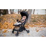 Carucior sport, Lionelo, Julie One, De la nastere, Greutate redusa, Cu accesorii, Cadru din aluminiu, 0-22 kg, Pliere compacta pentru avion, Conform cu standardele europene de securitate EN1888-1 si EN1888-2, Negru