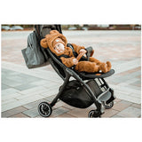 Carucior sport, Lionelo, Julie One, De la nastere, Greutate redusa, Cu accesorii, Cadru din aluminiu, 0-22 kg, Pliere compacta pentru avion, Conform cu standardele europene de securitate EN1888-1 si EN1888-2, Gri