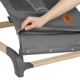 Fotoliu balansoar, Lionelo June AIR, Cu arcada cu jucarii, Ergonomic, Permite circulatia aerului, Balansare manuala, Pliabil, 0 luni+, Gri