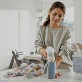 Incalzitor biberoane, Lionelo, ThermUp Go Plus, Portabil, Cu aspect elegant, Temperatura constanta pana la 24 h, Incarcare USB, Bej