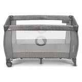 Patut pliant, Lionelo, Sven Plus, 120x60 cm, Cu doua nivele, Cu arcada jucarii, masuta de infasat, vibratii, melodii  conform cu standardele europeane de securitate EN716 si EN12221, Grey Scandi