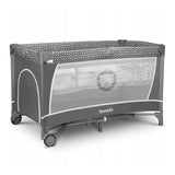 Patut pliant, Lionelo, Flower, Cu doua nivele, Cu arcada, Geanta transport, Masuta de infasat, Bara cu jucarii, Fereastra laterala, 120x60 cm, Conform cu standardele europeane de securitate EN 716 si EN12221, Gri
