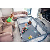 Tarc de joaca copii, Lionelo, Willow, 127 x 187 cm, Pliere compacta, Include geanta de transport, Din plasa, Cu doua intrari laterale si fermoar, Cu ventuze pentru stabilitate, Conform cu EN 12227:2010, Gri