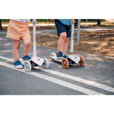 Trotineta, Lionelo, Jessy, Ultrapliabila, Pana la 50 Kg, Cu design ergonomic, Cu lumini LED, 56 x 26 x 67-82 cm, 3 ani+, Roz