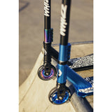 Trotineta, Lionelo, Whizz, Pentru Acrobatii, Rulmenti ABEC-9, 20 - 100 kg, Conform cu standardul european de securitate EN14619, Albastru