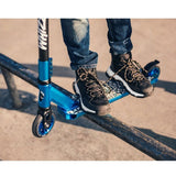 Trotineta, Lionelo, Whizz, Pentru Acrobatii, Rulmenti ABEC-9, 20 - 100 kg, Conform cu standardul european de securitate EN14619, Albastru