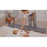 Bariera de protectie pentru pat, Lionelo, Lora XL, Pliabila, Sistem de blocare StandSafe, Geanta de transport inclusa, 150x46 cm, Conform cu BS 7972:2001+A1:2009, Bej