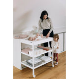 Masuta de infasat, FreeON, Mila, Din lemn, Cu 4 roti pentru transport facil, Cu 3 suprafete de depozitare, 76x54x86 cm, White