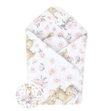 Paturica de infasat, MimiNu, Cu doua fete, Cu multiple utilizari, Cu inchidere arici velcro, Dimensiune 75x75 cm, Din bumbac certificat Oeko Tex Standard 100, Sweet Deer Pink