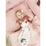Sac de dormit, MimiNu, Pentru bebelusi, De iarna, Cu volanase, Din bumbac certificat Oeko Tex Standard 100, Cu fermoar lateral, Cu capse pe umar, 70 cm, 0 - 6 luni, 2.5 Tog, Colectia Royal, Powder Pink
