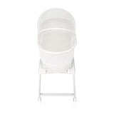 Patut balansoar, Lionelo, Coral, Cu landou ergonomic detasabil, Functie de balansare integrata, Functie de cantar, Sunete si cantece de leagan, Cu roti, Panou tactil sau telecomanda, 0-9 kg, EN 1130:2019+AC:2020,EN 16890:2017+A1:2021, Alb