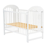 Patut din lemn bebe, 120x60 cm, Cu laterala culisanta, Din lemn de pin, Stabil si rezistent, Inaltime saltea reglabila pe 3 nivele, Laterala cu 3 bete detasabile, EN716-1, EN716-2, Alb, Qmini, Julia II, Elefantel + Saltea 8 cm