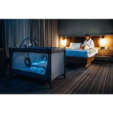 Patut pliant, Lionelo, Flower, Cu doua nivele, Cu arcada, Geanta transport, Masuta de infasat, Bara cu jucarii, Fereastra laterala, 120x60 cm, Conform cu standardele europeane de securitate EN 716 si EN12221, Cappuccino