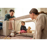 Patut pliant, Lionelo, Laura, 102 x 74 cm, Cu doua nivele, Functie de tarc, Cu roti, Include salteluta si geanta de transport, Pereti din plasa, Deschidere laterala, Pana la 15 kg, 0 luni +, Gri