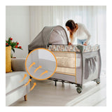 Patut pliant, Lionelo, Sven Plus, 120x60 cm, Cu doua nivele, Cu arcada jucarii, masuta de infasat, vibratii, melodii, conform cu standardele europeane de securitate EN716 si EN12221, Bej Latte