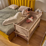 Patut pliant multifunctional, Lionelo, Ellen, Cu laterala culisanta, Nivel suplimentar, Intrare laterala cu fermoar, 2 roti, Saltea pliabila si geanta de transport incluse, 0- 36 luni, Pana la 15 kg, 120x60 cm, Conform cu EN 716, Negru