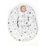 Perna alaptare, New Baby, Cu husa detasabila, In forma de C, Bumbac, Diametru 16 cm, Lungime in jurul circumferintei 285 cm, 100% antialergic, Stars Grey