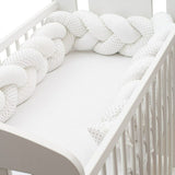 Protectie laterala, New Baby, Pentru patut, Tip Bumper impletit, Din bumbac, Din materiale certificate Oeko Tex Standard 100, Lungime 225 cm, Minky/Dot grey