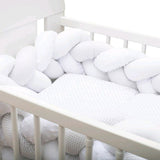 Protectie laterala, New Baby, Pentru patut, Tip Bumper impletit, Din bumbac, Din materiale certificate Oeko Tex Standard 100, Lungime 225 cm, Minky/Dot grey