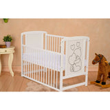 Patut din lemn, 120x60 cm, Cu laterala culisanta, Din lemn de pin si mdf, Stabil si rezistent, Inaltime saltea reglabila pe 3 nivele, Laterala cu 3 bete detasabile, EN716-1, EN716-2, Alb, Qmini, Timmi Heart + Saltea 12 cm