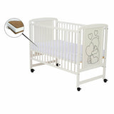 Patut din lemn, 120x60 cm, Din lemn de pin si mdf, Stabil si rezistent, Inaltime saltea reglabila pe 3 nivele, Laterala cu 3 bete detasabile, EN716-1, EN716-2, Alb, Qmini, Timmi Heart + Saltea 12 cm