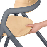 Scaun de masa multifunctional Celia, Lionelo, Din lemn de fag, 6 luni- adult, Reglabil pe inaltime, Spatar lat, Sezut ergonomic, Tavita silicon, Suport de picioare reglabil, Greutate maxima 90 Kg, Gri