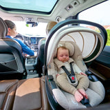 Scoica auto, Lionelo, Moxie, i-Size, Include baza rotativa 360 cu picior de fixare, 40-87 cm, Tetiera reglabila, intarita cu spuma de memorie, Carcasa ventilata, Din bambus, Protectie avansata, Conform R129, Bej