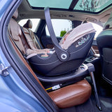 Scoica auto, Lionelo, Moxie, i-Size, Include baza rotativa 360 cu picior de fixare, 40-87 cm, Tetiera reglabila, intarita cu spuma de memorie, Carcasa ventilata, Din bambus, Protectie avansata, Conform R129, Bej