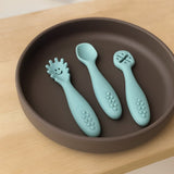 Set 3 lingurite, Petite&Mars, Take&Match, Din silicon, Diverse forme, Pentru supa, paste, alimente usoare, Dezvolta simturile si abilitatile senzoriale, Adecvate pentru masina de spalat vase, Fara BPA, 6 luni+, Bitter Cocoa, Maro