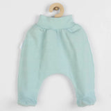 Set 7 piese, New Baby, Include body cu maneca lunga, bluza, pantalonasi cu botosei, salopeta fara maneci, caciulita, manusi, botosei, Marime 56, Din bumbac 100%, I am Blue