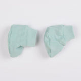 Set 7 piese, New Baby, Include body cu maneca lunga, bluza, pantalonasi cu botosei, salopeta fara maneci, caciulita, manusi, botosei, Marime 56, Din bumbac 100%, I am Blue